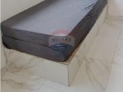 98 Área Útil Casa Alugar, 3 Dormitórios localizado em...