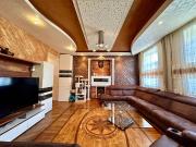 98 m² Luxus Altbau mit 4 Zimmern 98 m² Luxus Altbau mit 4 Zimmern