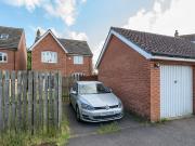 98 Tall Pines Road, Witham St Hughs