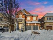 995 Nellie Little Crescent, Newmarket, ON, L3X 3E6 house...