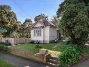 99 Warburton Road, Canterbury VIC 3126 House For Rent |...