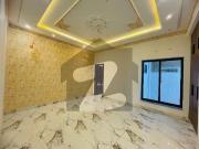 9.07 Marla Beautiful Park Facing Spanish Villa is...