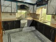 9.5 Marla Brand New Luxurious House For Sale In Park...