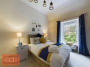 9 bed house for sale