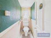 9 bed house for sale