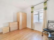 9 bed house for sale