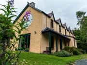 9 bedroom detached house for sale