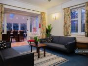 9 bedroom detached house to rent