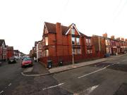 9 bedroom end of terrace house for sale