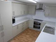 9 bedroom flat for rent in Apt 2 26 Aughton Street...