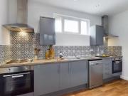 9 bedroom house for rent in 130, Uttoxeter New Road,...