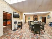 9 Bedroom House in Amanzimtoti