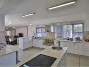 9 Bedroom House in Athlone Park
