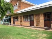 9 Bedroom House in Bayswater