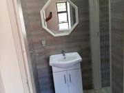 9 Bedroom House in Greenfields