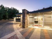 9 Bedroom House in Hurlingham