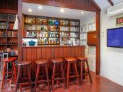 9 Bedroom House in La Lucia