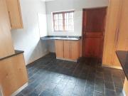 9 Bedroom House in Lovemore Park