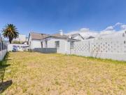 9 Bedroom House in Maitland