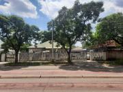 9 Bedroom House in Sunnyside