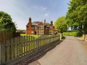 9 Bedroom House Lincoln Lincolnshire 90601941