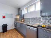 9 bedroom house share to rent