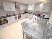 9 bedroom house to rent