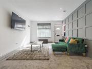 9 bedroom maisonette to rent