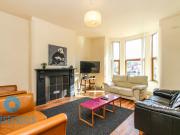 9 Bedroom Town House House to Rent