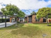9 Footscray Court, Arundel, QLD 4214