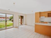 9 Garden Close, Kingsbury, Melbourne