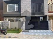 9 Marla Beautiful House For Sale Banker Avenue...