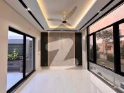 9 Marla Near Jalal Sons Marvelous Villa For Sale In DHA...