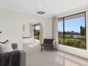 9 Mirrabooka Crescent, Hallett Cove, SA 5158