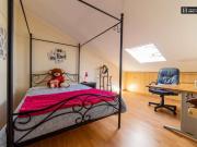 9 quarto, Lisbon Lisbon 2710 683 54281814