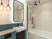 9 Samara Drive, Southall UB1 2 bed flat to rent £2,200... 9 Samara Drive, Southall UB1 2 bed flat to rent £2,200...