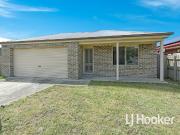 9 tribuzi close pakenham vic house for rent lj hooker
