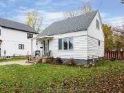 9 Waterpond Place NE