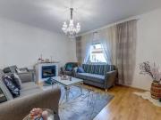 9 Zimmer 209 m² 595.000 € Kaufpreis Häuser in Wiesbaden