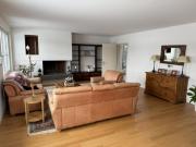 9 Zimmer Einfamilienhaus in Adlikon