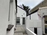 9b Main Street, Dundrum, Dublin 14 is for rent