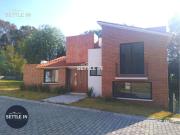A03 CASA EN RENTA /VENTA EXCLUSIVO FRACC BOSQUES DE...