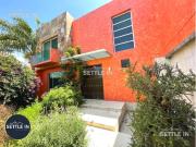 A03 HERMOSA RESIDENCIA EN RENTA EN SANTA CRUZ GUADALUPE