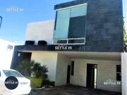 A04 CASA EN RENTA FRACCIONAMIENTO EL HALLAZGO SAN PEDRO...