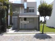 A04 CASA EN RENTA PARQUE NUEVO LEÓN LOMAS III