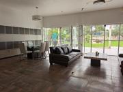A 10 Min. de Cajititlán Villa con sup. 2,116 m2,...