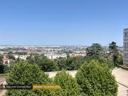 À 10 minutes du métro B Charmant T4 avec vue panoramique...