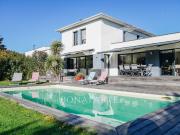 VILLA D'ARCHITECTE/ 7 CHAMBRES/ PISCINE/...