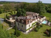 À 1 h 30 de Bordeaux, dans le Périgord blanc et la...