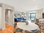 A 2 bedroom flat in Marylebone W1